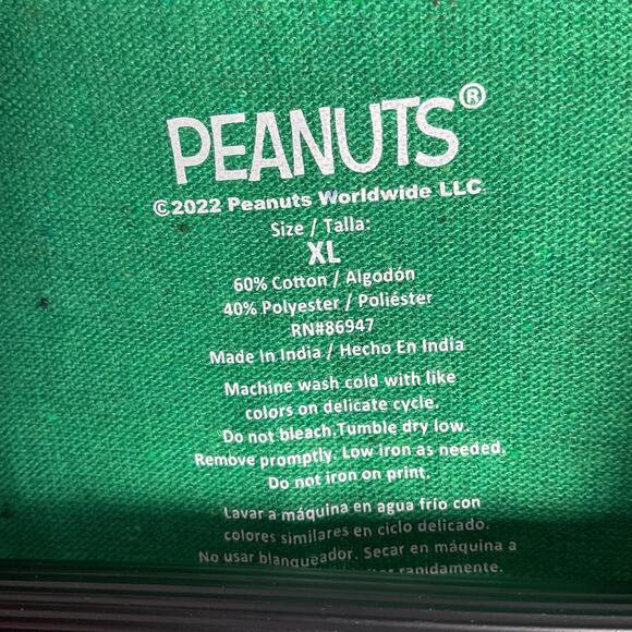 Peanuts Charlie Brown Christmas Tee Shirt Cotton Poly Blend Green XL NWT - Picture 5 of 9